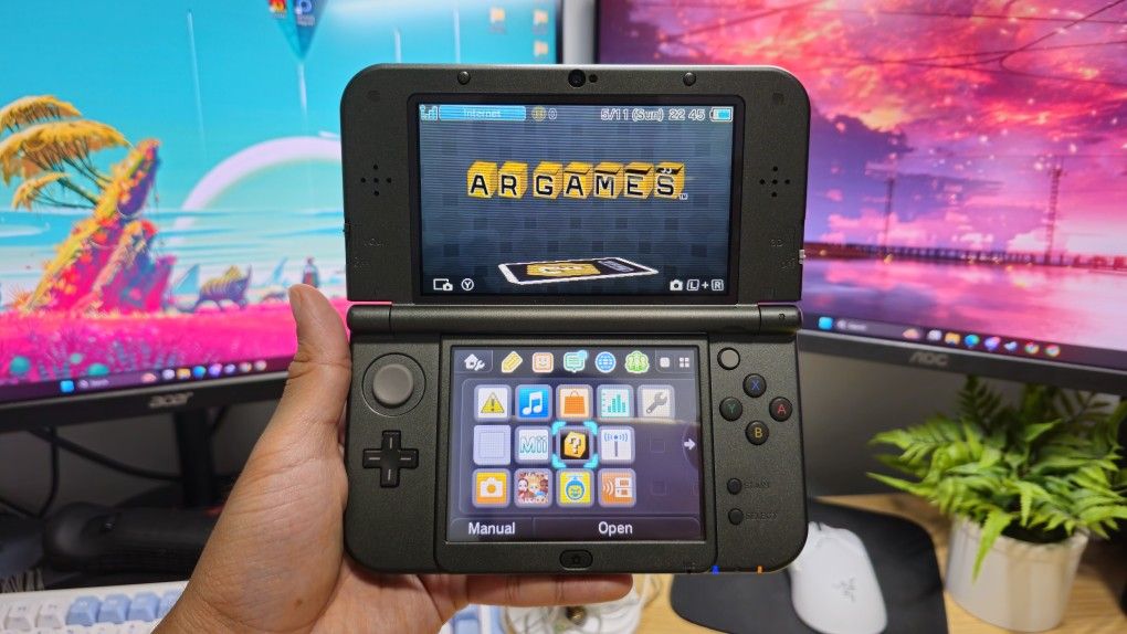 new Nintendo 3DS XL Metallic Black Top IPS Panel