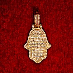 Elegant Gold Hamsa Pendant 10K Yellow Gold 2.75ctw Diamond