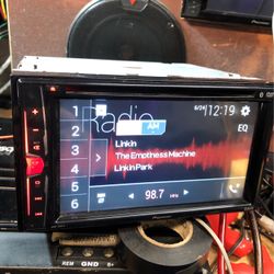 Pioneer Avh210Ex Double Din Bluetooth Audio USB Auxiliary Car Stereo Head Unit 