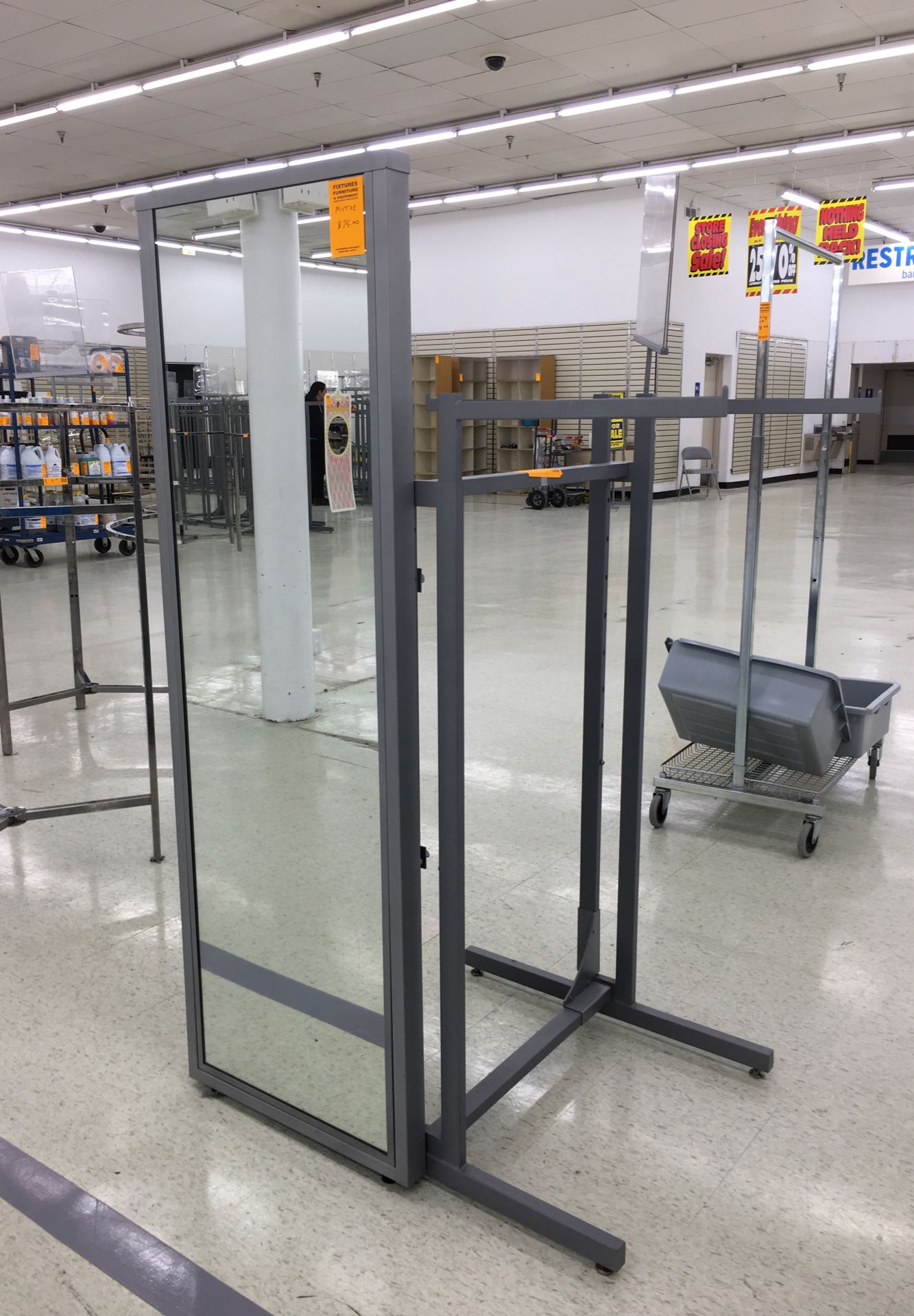 Kmart closing store in Bridgeview on 79th and Harlem