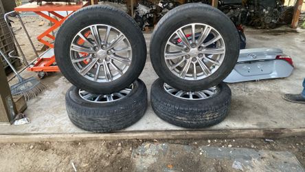 Cadilac xt5 rims 18inch