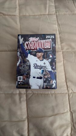 Baseball Cards, 2025 Topps Stadium Club Blaster Box