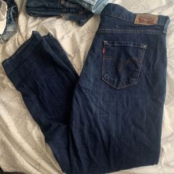 Levi’s 