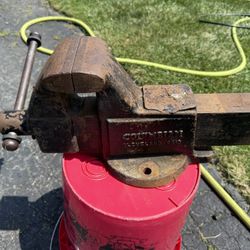 Vintage Columbian vise 6” 