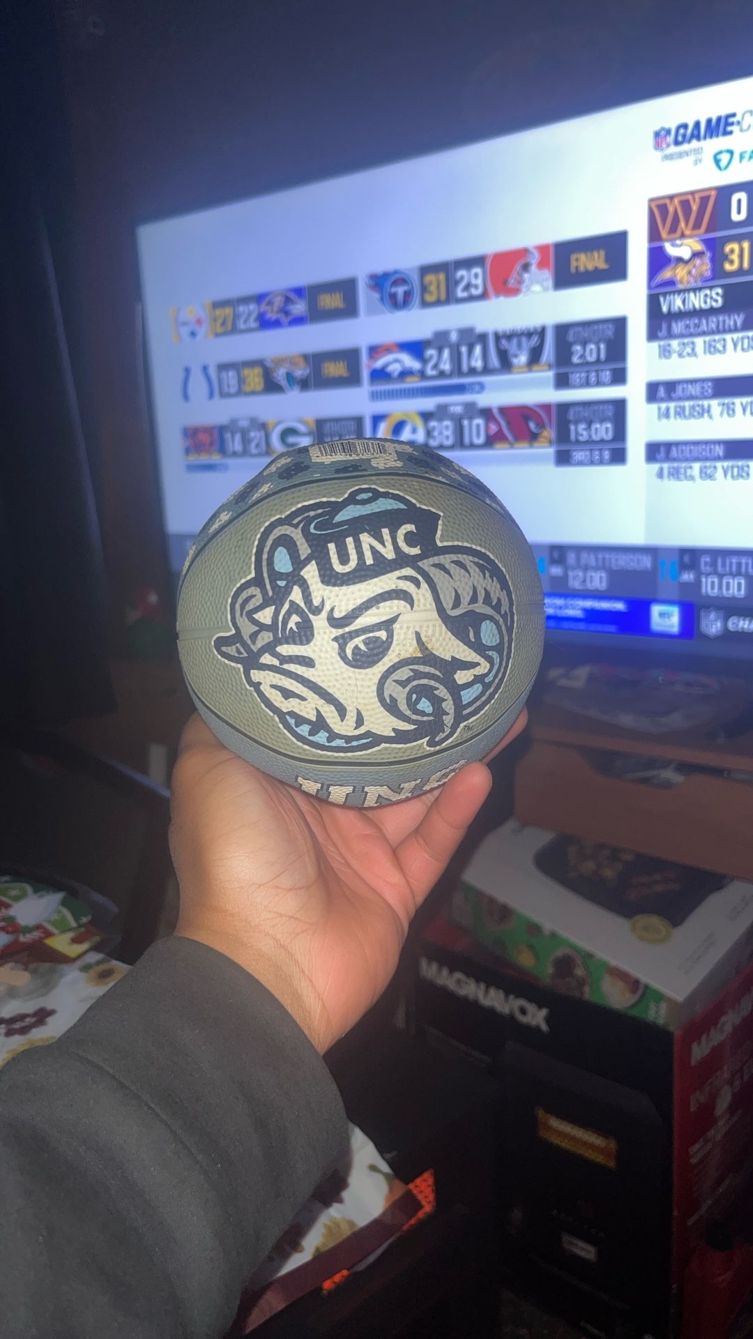 Mini Vintage Basketball