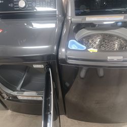 Samsung heavy duty washer and dry set works.Good 6 months warranty.I've fixed I sell washers and dryers
