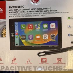 Boss Radio With Back Up Camera 