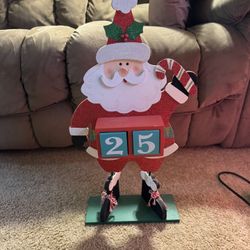 Santa Countdown to Christmas (24 x 12 x 4)