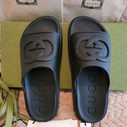Miami rubber platform slides gucci 