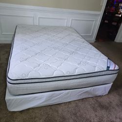 Queen SIZE Bed