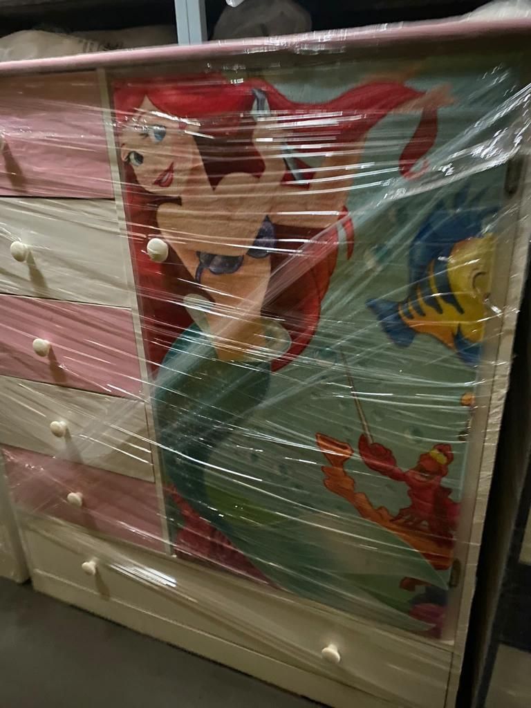 Sirenita Closet New $330