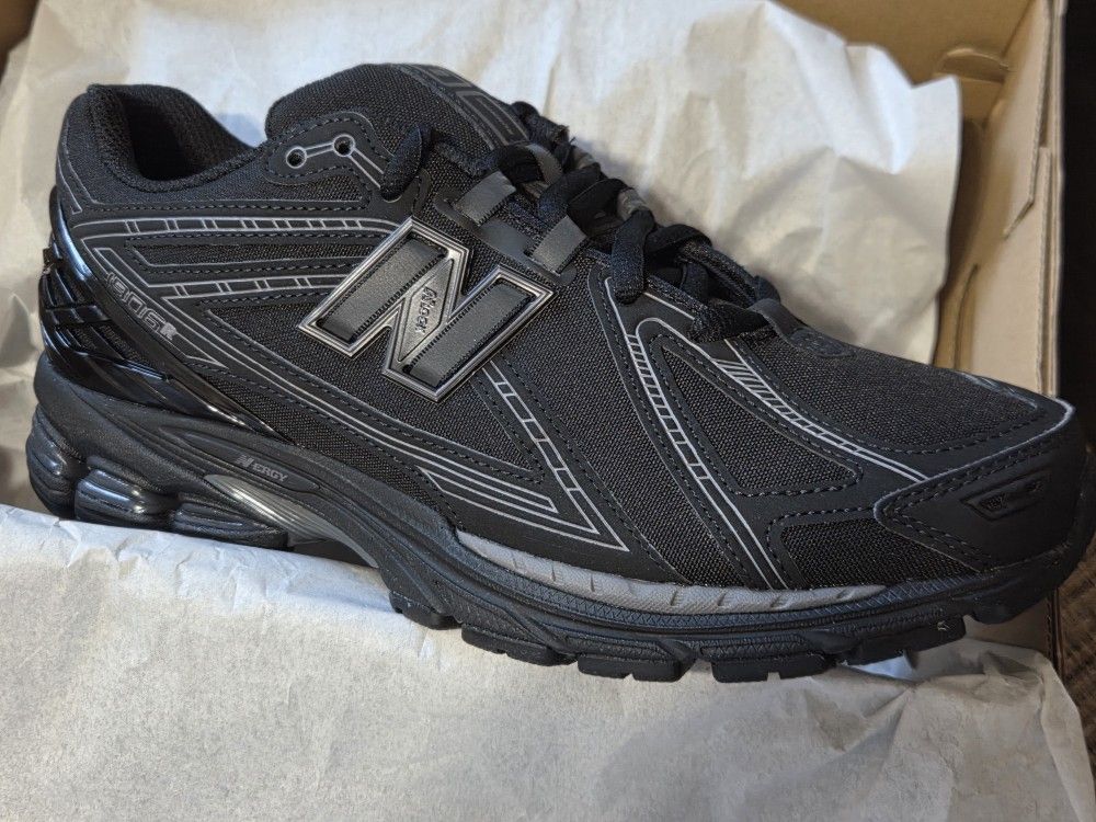 🔥NEW BALANCE 1906R🔥 MEN'S SIZE 9.5 & 11.5 AVAILABLE ONLY💲140 EACH, NEW W/BOX 🔥