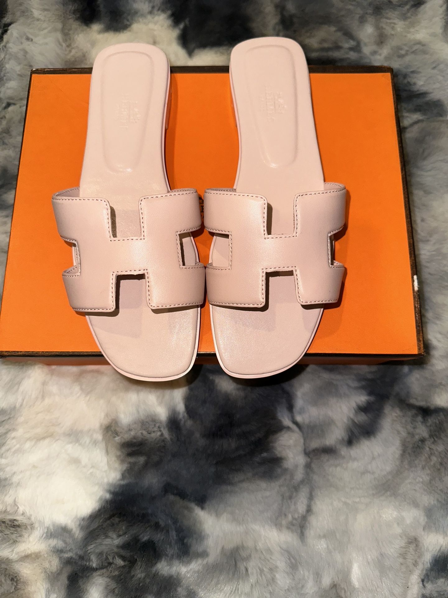 Hermes Size 39