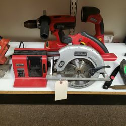 Craftsman 20 Volt Lithium Drill Set With Circular Saw And Light