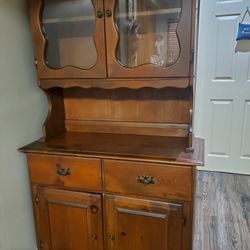 Kitchen Cupboard 