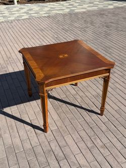 Vintage Lane Altavista Inlaid Accent Table, Style No. 1429-17