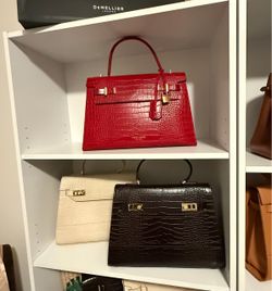 Handbags by Teddy Blake