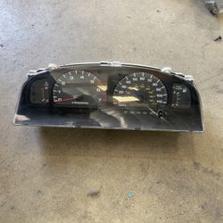 2000 Toyota 4x4  4Runner Parts, Instrument/meterCluster