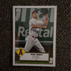 Topps 2021 Mike Trout Insert