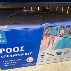 8 Peace Pool Cleaning Kit 