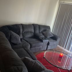 Recliner Couch With Cupholders And Storage