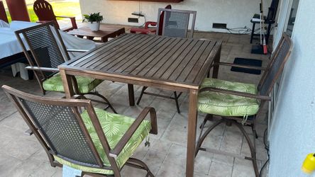 Patio table
