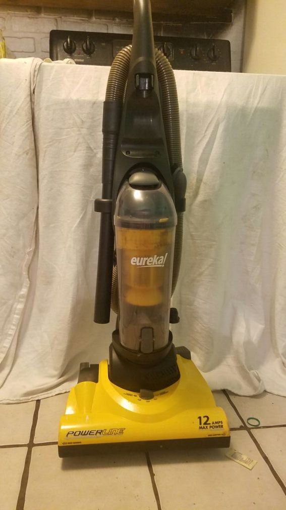 EUREKA POWERLINE VACUUM CLEANER 12. AMPS MAX POWER MODEL 4773 retail $150