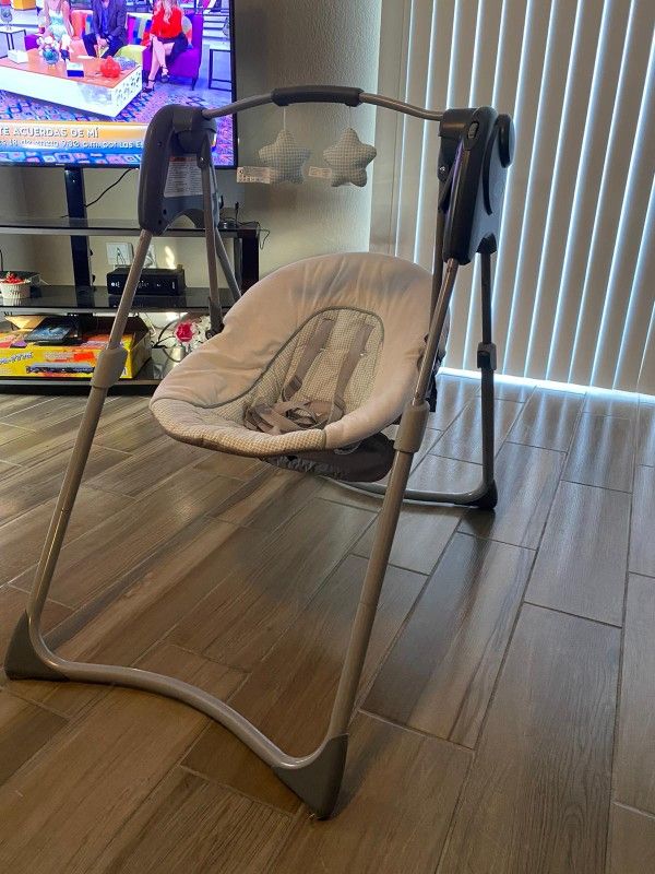 Graco Baby Swing