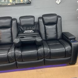 Black Friday Sale!!! Sofa And Love Seat
