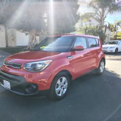 2019 Kia Soul !!Clean Title !!