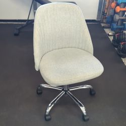 Upholstered Office Chair