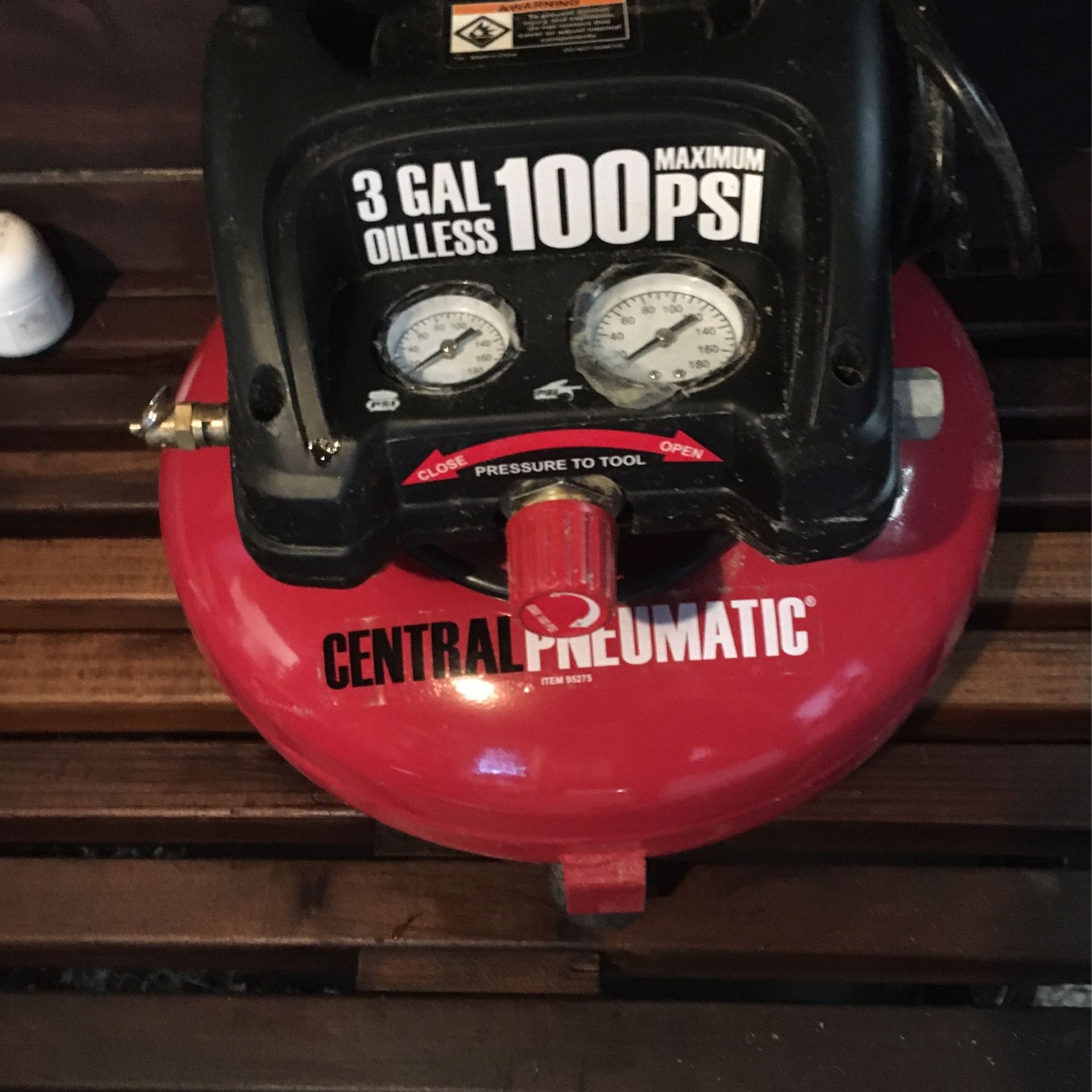 3 Gallon 100 Psi