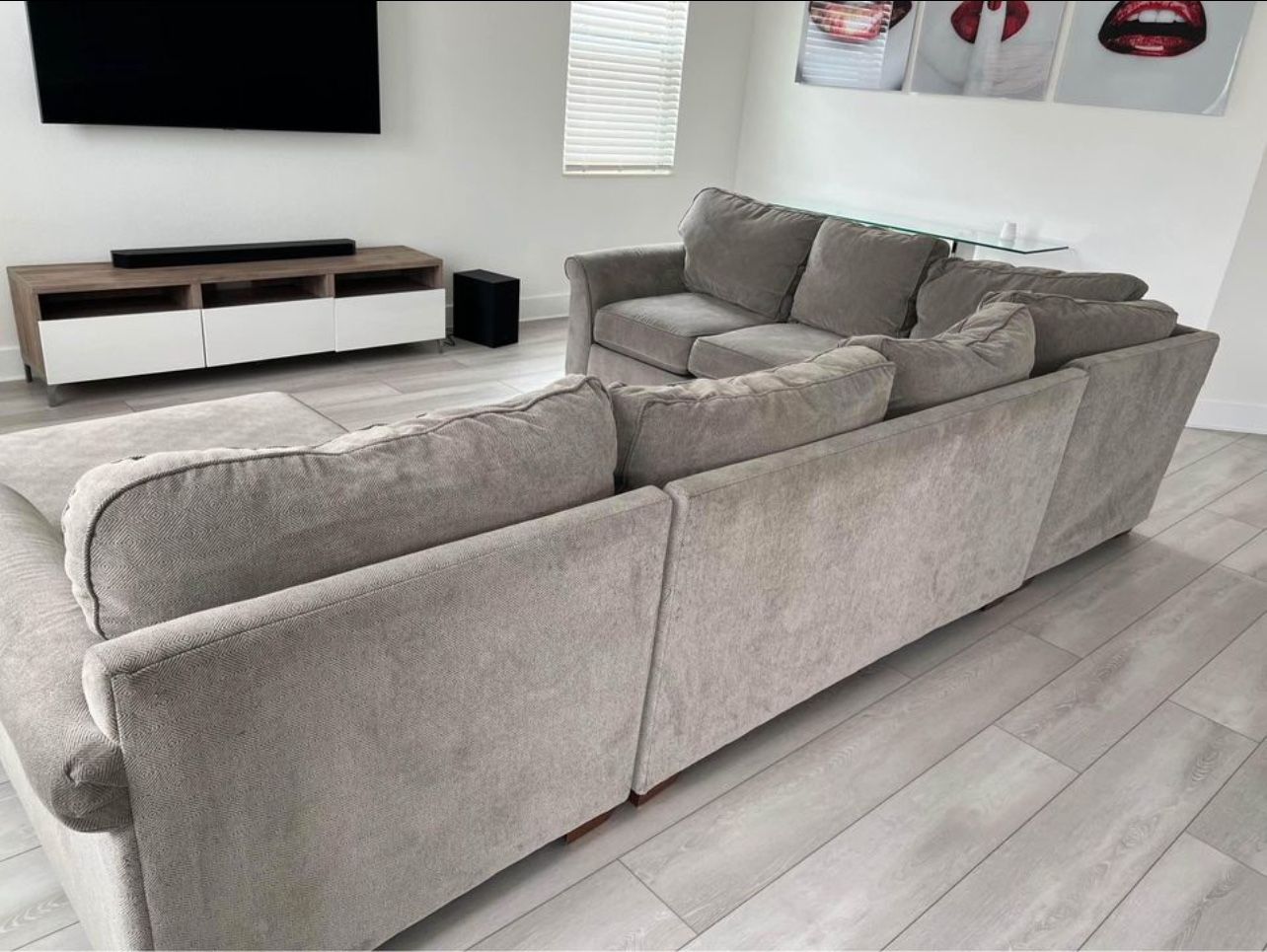 U- Shaped Sectional Sofa