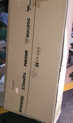 Draw-Tite 24899 Trailer Hitch, 1-1/4 Inch Square Receiver,