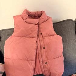 Old Navy Puffer Vest Size 5t