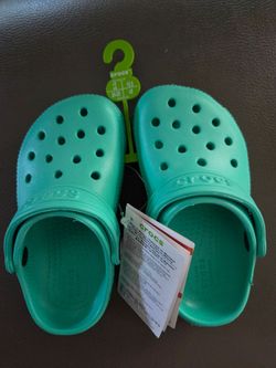 Crocs  C8