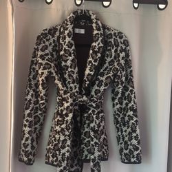 Large women’s coat. 