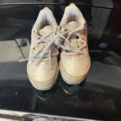 Under Armor Baseball Cleats $10