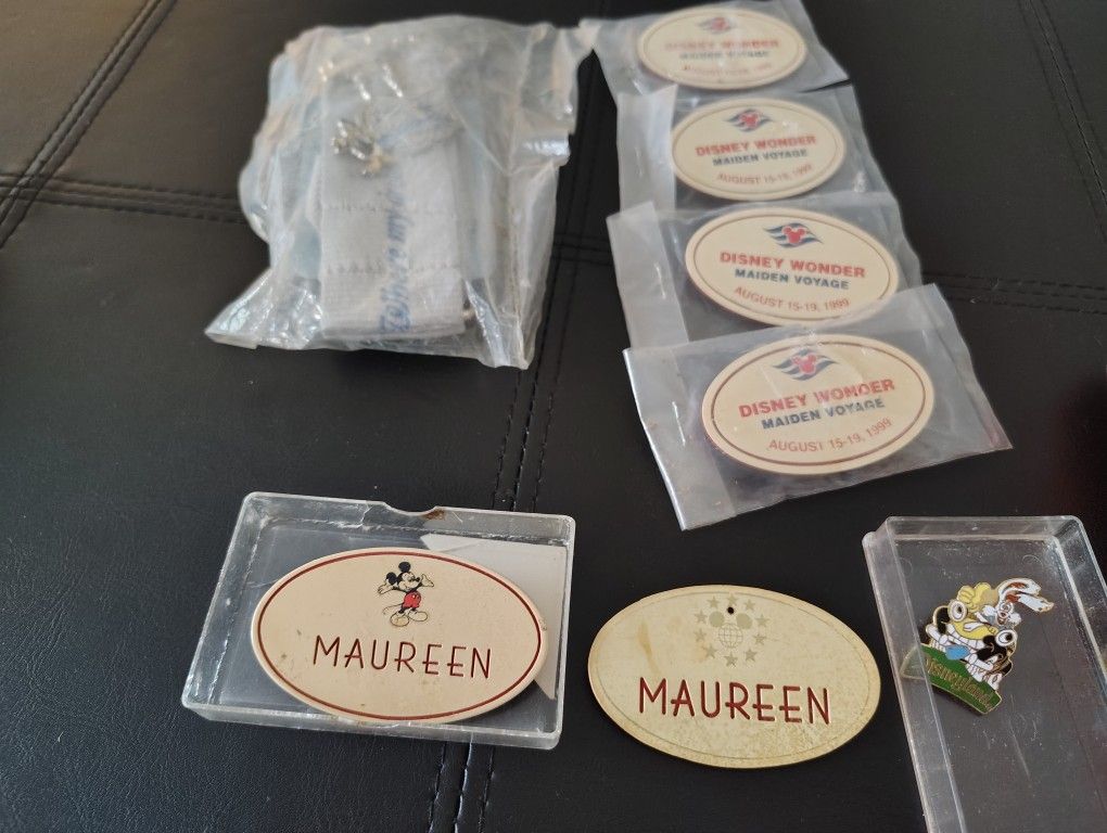 RARE DISNEY name Tags And Badges