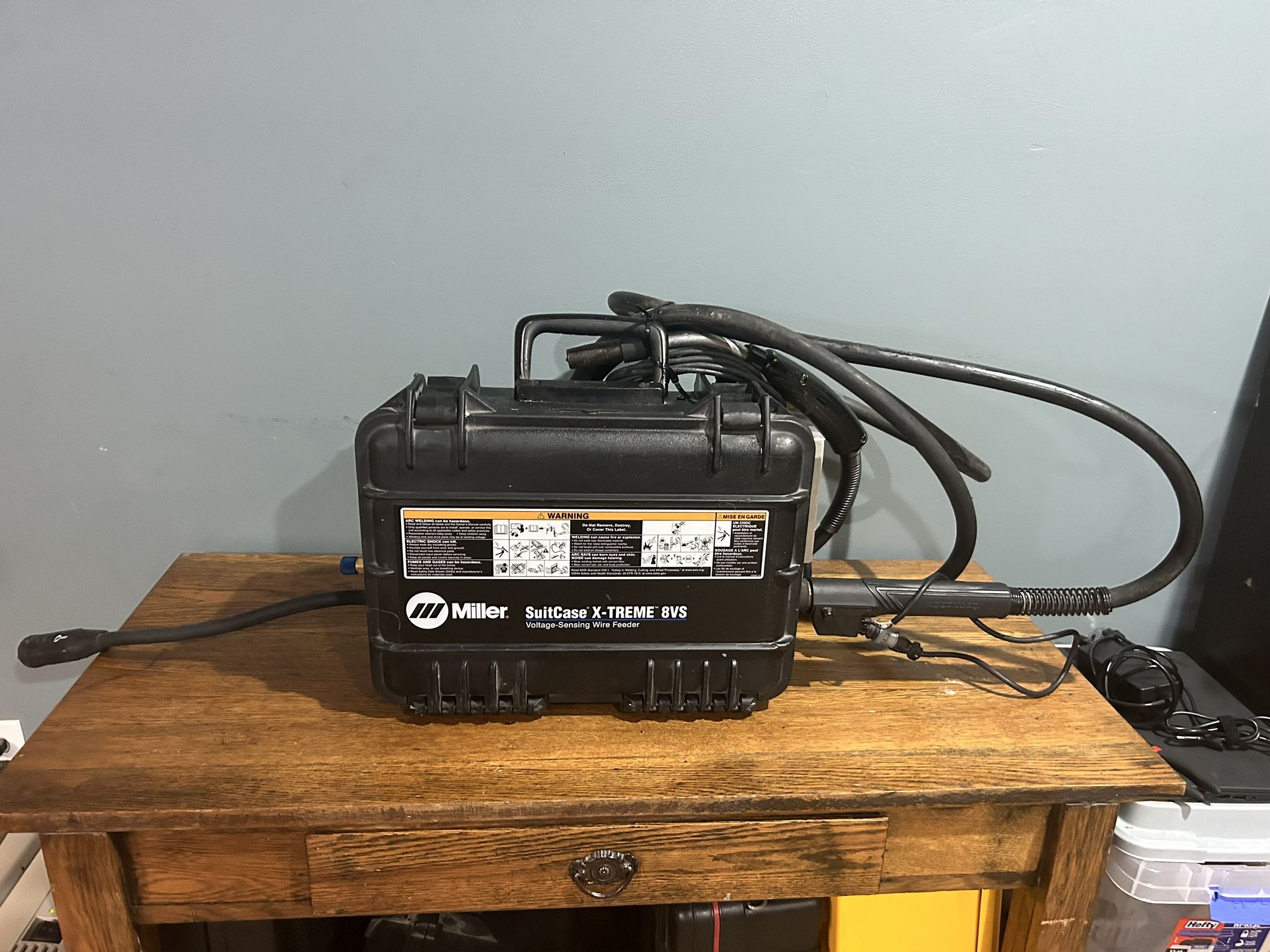 Miller Suitcase X-TREME 8VS Wire Feeder Voltage Sensing w/EXTRAS