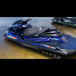 2014 Yamaha FZR