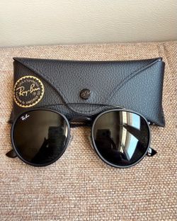 Ray-Ban RB3647N 002/R5 Black Round Sunglasses