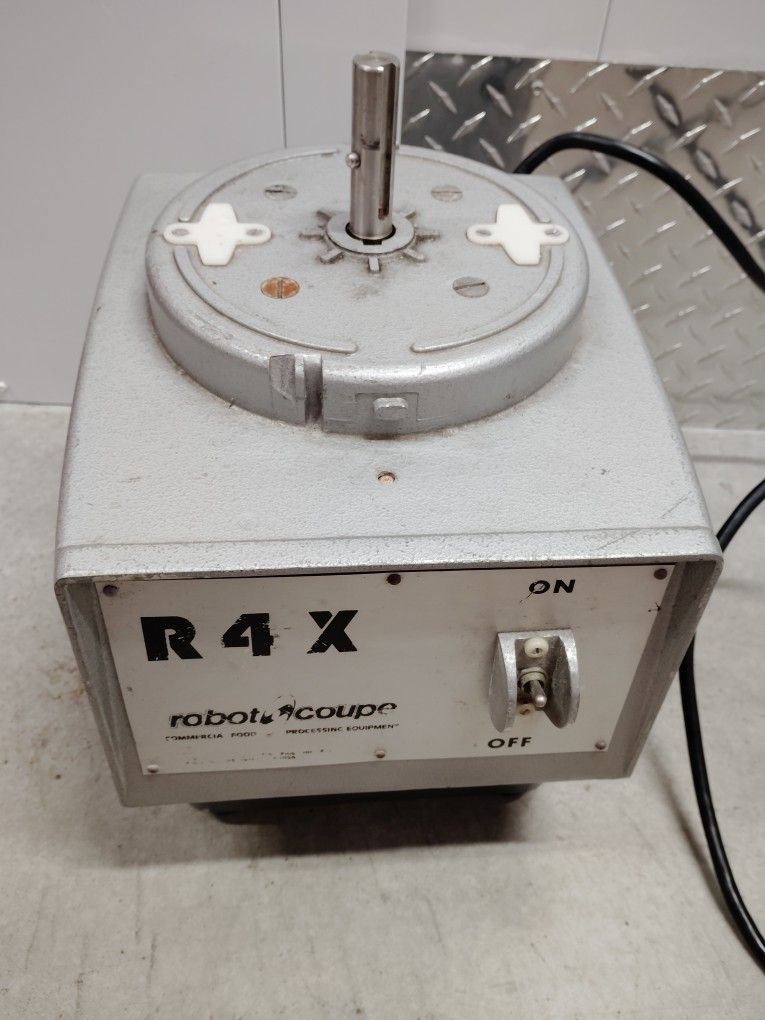 Robot Coupe R2 Continuous Feed Commercial Food Processor Base Only