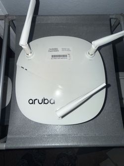 Aruba Wireless Access Point with Antennas