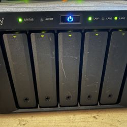 50TB Synology 1513+ NAS