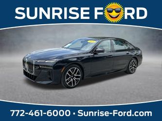 2025 BMW 740i