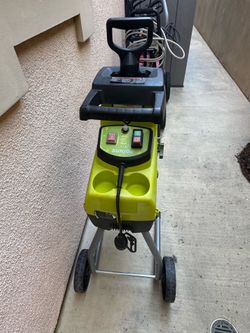 Sun Joe Electric Wood Chipper/Shredder – 15 Amp – Excellent Condition
