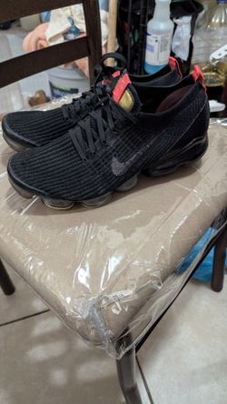 Men's size 12  vapormax