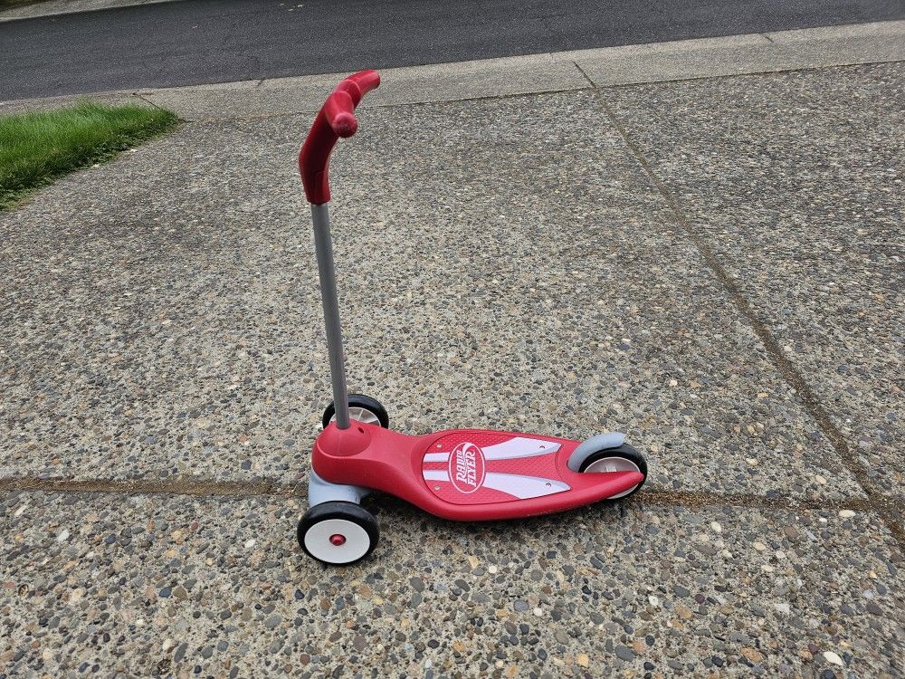 Radio Flyer Scooter