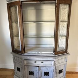 Armoire for sale - Great Condition 
